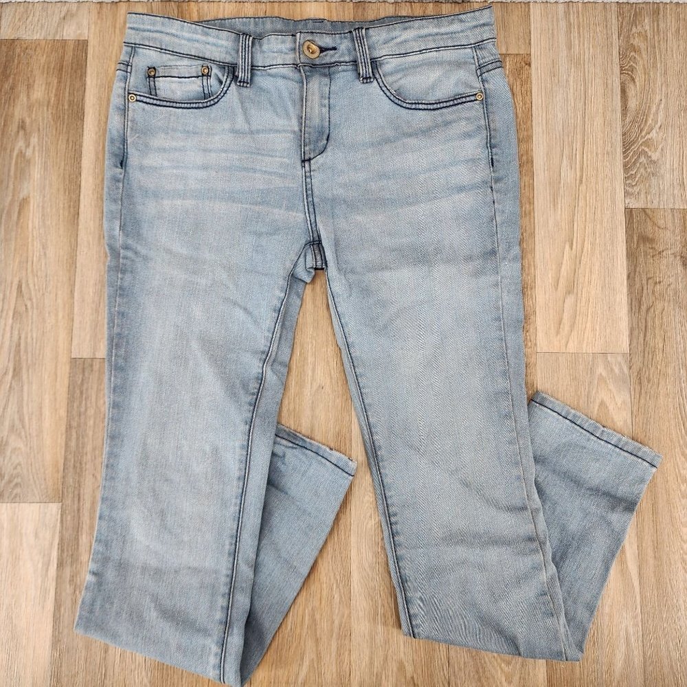 BCBGMAXAZRIA Liliana Women's Size 29 Blue Light‎ Wash Mid Rise Skinny Jeans